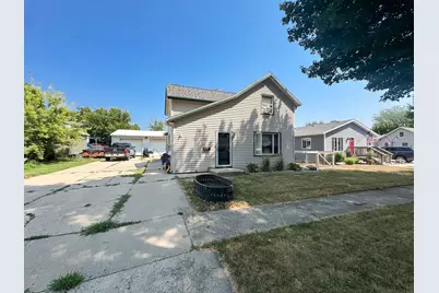 207 E Bishop Street, Luverne, MN 56156 - Photo 2
