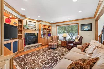8945 Dallas Lane N, Maple Grove, MN 55369 - Photo 4