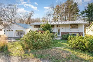 813 N Hamilton St, Saint Croix Falls, WI 54024 - Photo 2