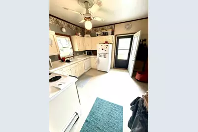 318 2nd Street SE, Hallock, MN 56728 - Photo 6