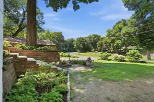 175 Tonka Bay Rd, Excelsior, MN 55331 - Photo 28