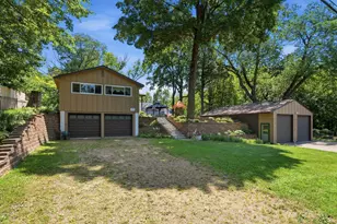 175 Tonka Bay Rd, Excelsior, MN 55331 - Photo 26