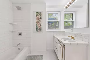16 Grove St, Minneapolis, MN 55401 - Photo 14