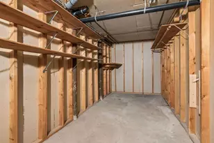 16 Grove St, Minneapolis, MN 55401 - Photo 22