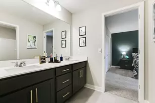 1641 Oak creek pass, Chaska, MN 55318 - Photo 28