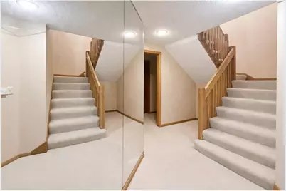 8992 Hidden Meadow Road, Woodbury, MN 55125 - Photo 26