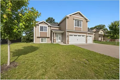 303 29th Avenue SE, Saint Cloud, MN 56304 - Photo 2