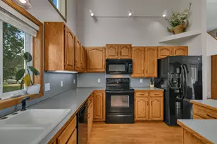 135 Airport Rd, Hutchinson, MN 55350 - Photo 48