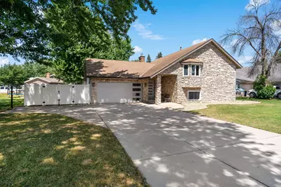 1016 Westview Drive, Farmington, MN 55024 - Photo 2