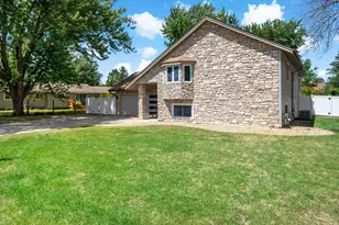 1016 Westview Dr, Farmington, MN 55024 - Photo 4