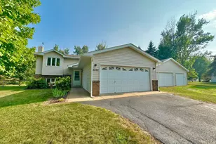4829 253rd St, Wyoming, MN 55092 - Photo 1