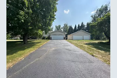 4829 253rd Street, Wyoming, MN 55092 - Photo 2