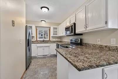 9313 Loch Lomond Lane, Brooklyn Park, MN 55443 - Photo 8