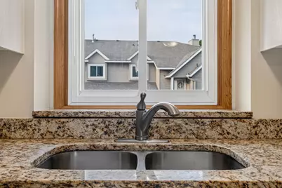 9313 Loch Lomond Lane, Brooklyn Park, MN 55443 - Photo 10