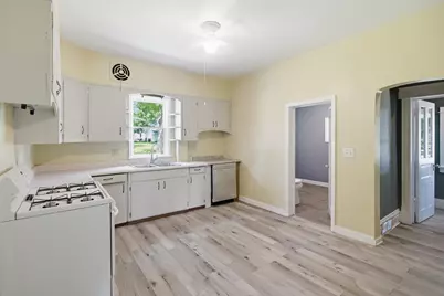 103 N 3rd Street, Kiester, MN 56051 - Photo 6