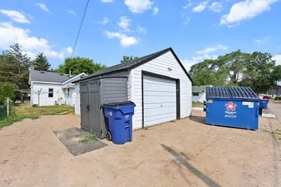 220 33rd Avenue N, Saint Cloud, MN 56303 - Photo 24
