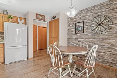 13098 Brookside Lane N, Rogers, MN 55374 - Photo 4