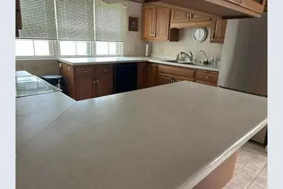 312 Kendall Avenue N, Thief River Falls, MN 56701 - Photo 12