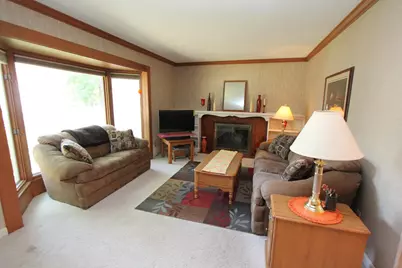312 Kendall Avenue N, Thief River Falls, MN 56701 - Photo 14