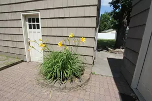 312 Kendall Ave N, Thief River Falls, MN 56701 - Photo 36