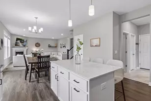 11302 Red Stem Ct, Maple Grove, MN 55311 - Photo 10