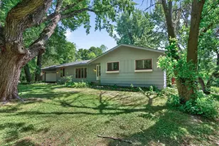 3948 Sunshine Dr, Oak Grove, MN 55303 - Photo 2