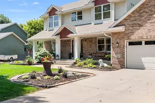 5845 Bayberry Dr, White Bear Lake, MN 55110 - Photo 4