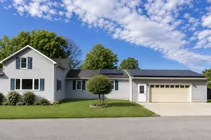 724 Washington Ave, Wabasha, MN 55981 - Photo 1