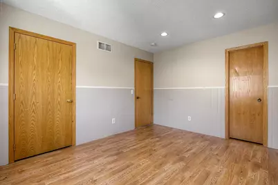 2215 Hulett Avenue, Faribault, MN 55021 - Photo 18