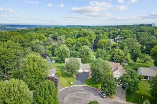 2213 Emerald Ln, Saint Paul, MN 55119 - Photo 2