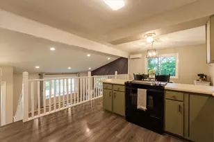 419 Mill St E, Cannon Falls, MN 55009 - Photo 10