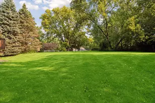 18208 Ginavale Ln, Eden Prairie, MN 55346 - Photo 38