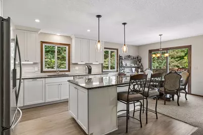 18208 Ginavale Lane, Eden Prairie, MN 55346 - Photo 8