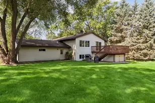 18208 Ginavale Ln, Eden Prairie, MN 55346 - Photo 34