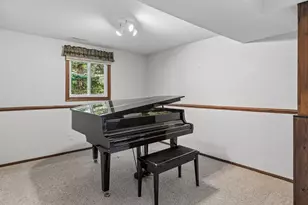 18208 Ginavale Ln, Eden Prairie, MN 55346 - Photo 26