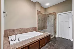 8728 Lake Riley Dr, Chanhassen, MN 55317 - Photo 26