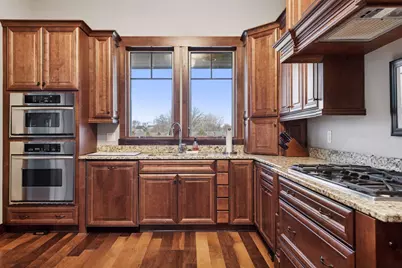 8728 Lake Riley Drive, Chanhassen, MN 55317 - Photo 70