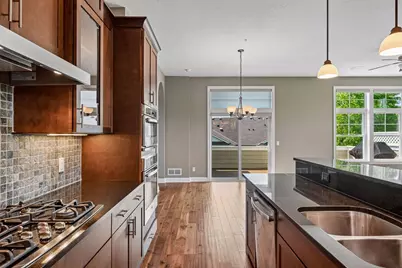 8728 Lake Riley Drive, Chanhassen, MN 55317 - Photo 10