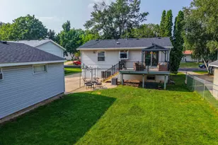 2056 44th St NW, Rochester, MN 55901 - Photo 48