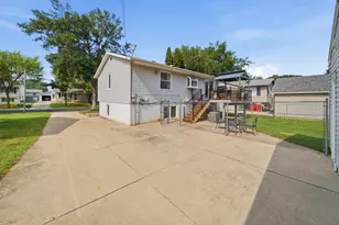 2056 44th St NW, Rochester, MN 55901 - Photo 34