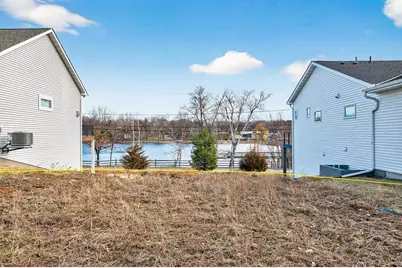 221 McCarrons Place W, Roseville, MN 55113 - Photo 8