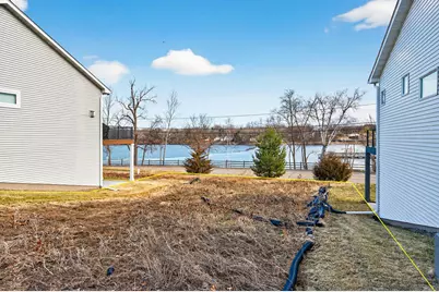 221 McCarrons Place W, Roseville, MN 55113 - Photo 12