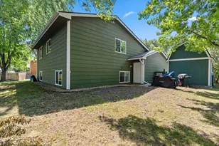 1805 Ruby Cir, Shakopee, MN 55379 - Photo 50