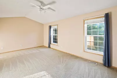 899 Ledgestone Drive, Mahtomedi, MN 55115 - Photo 18