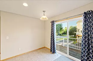 899 Ledgestone Dr, Mahtomedi, MN 55115 - Photo 8