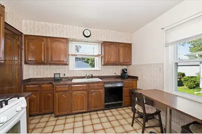816 N 19th Street, Superior, WI 54880 - Photo 12