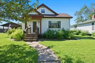 816 N 19th St, Superior, WI 54880 - Photo 2