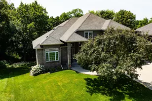7941 S Bay Curve, Eden Prairie, MN 55347 - Photo 2