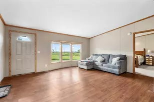 5404 Rush Point Dr, Rush City, MN 55069 - Photo 4
