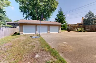 826 Minnie Maddern St, Albert Lea, MN 56007 - Photo 42